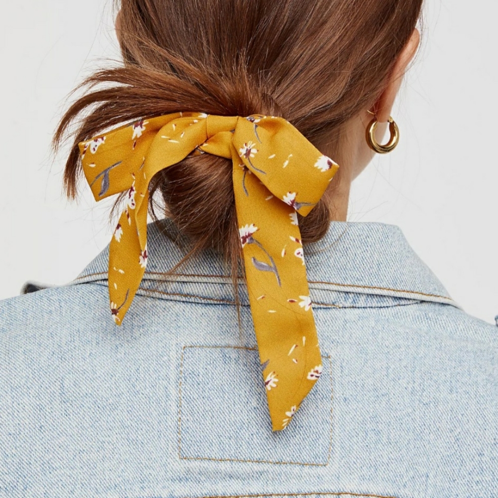 Free People bow scrunchie